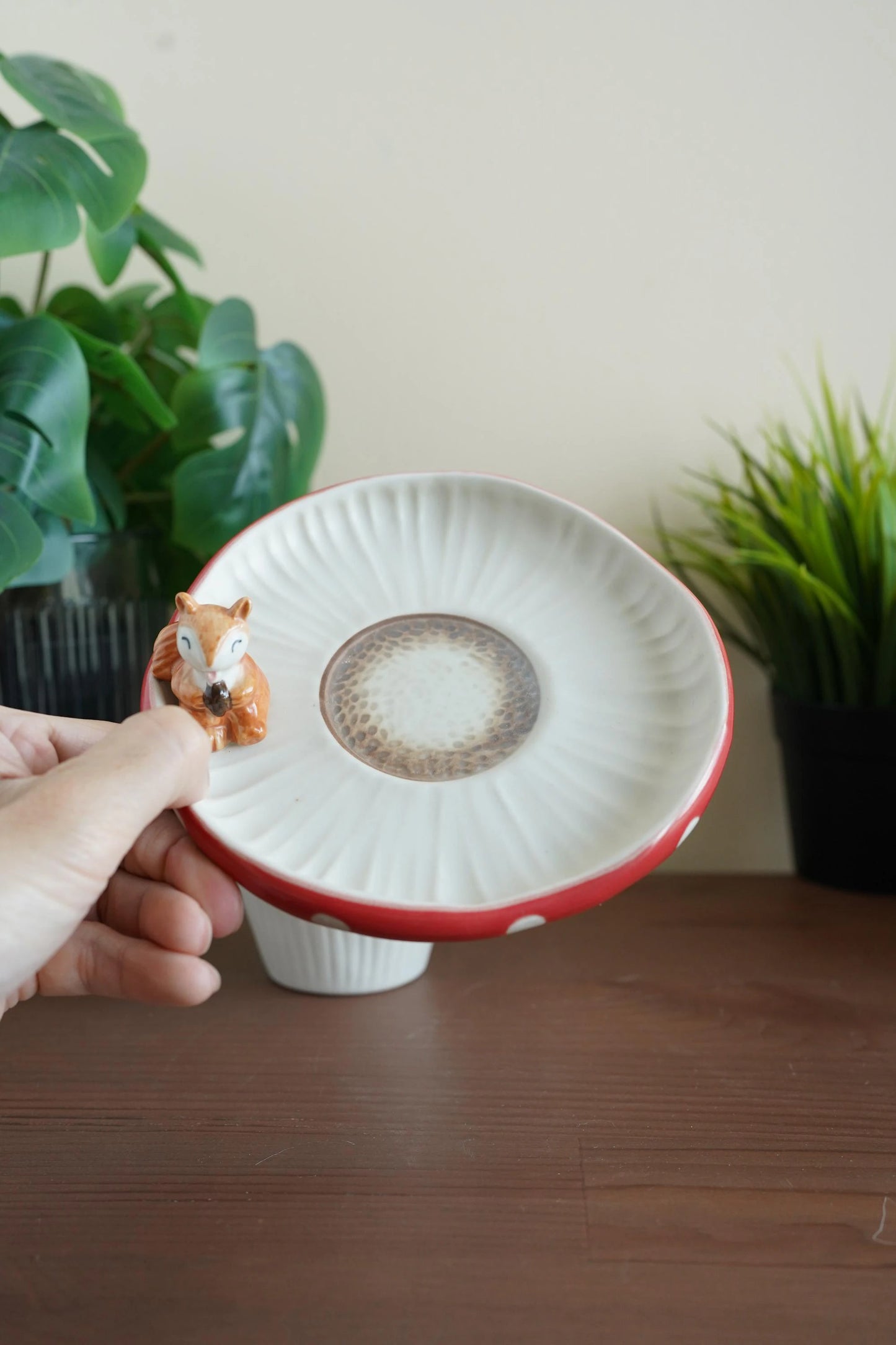 Mushroom Cup Squirrel Saucer — kawaii ceramic gift | ORAORA HOME