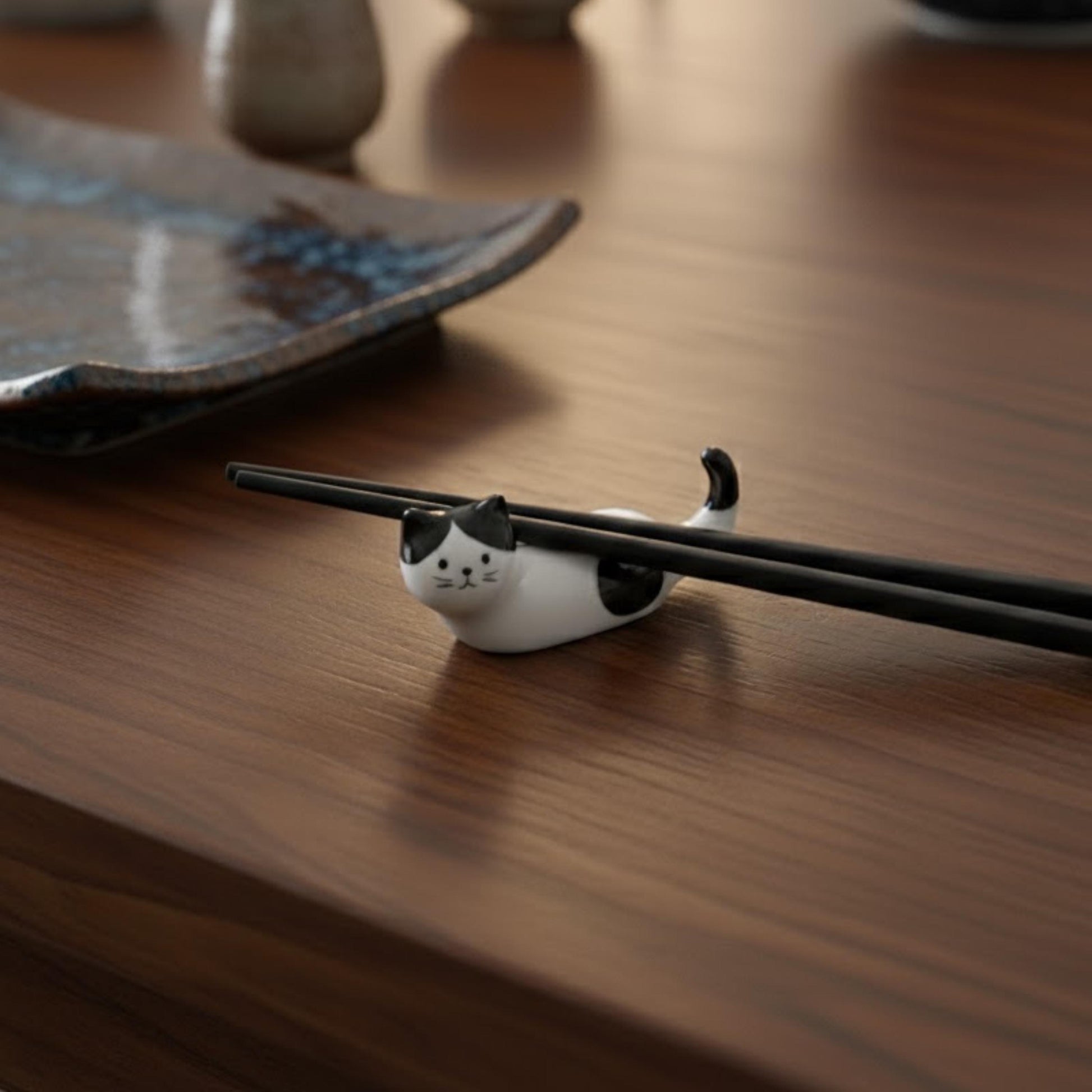 Cat Loaf Ceramic Chopstick Rest — Japanese kawaii design | ORAORA HOME