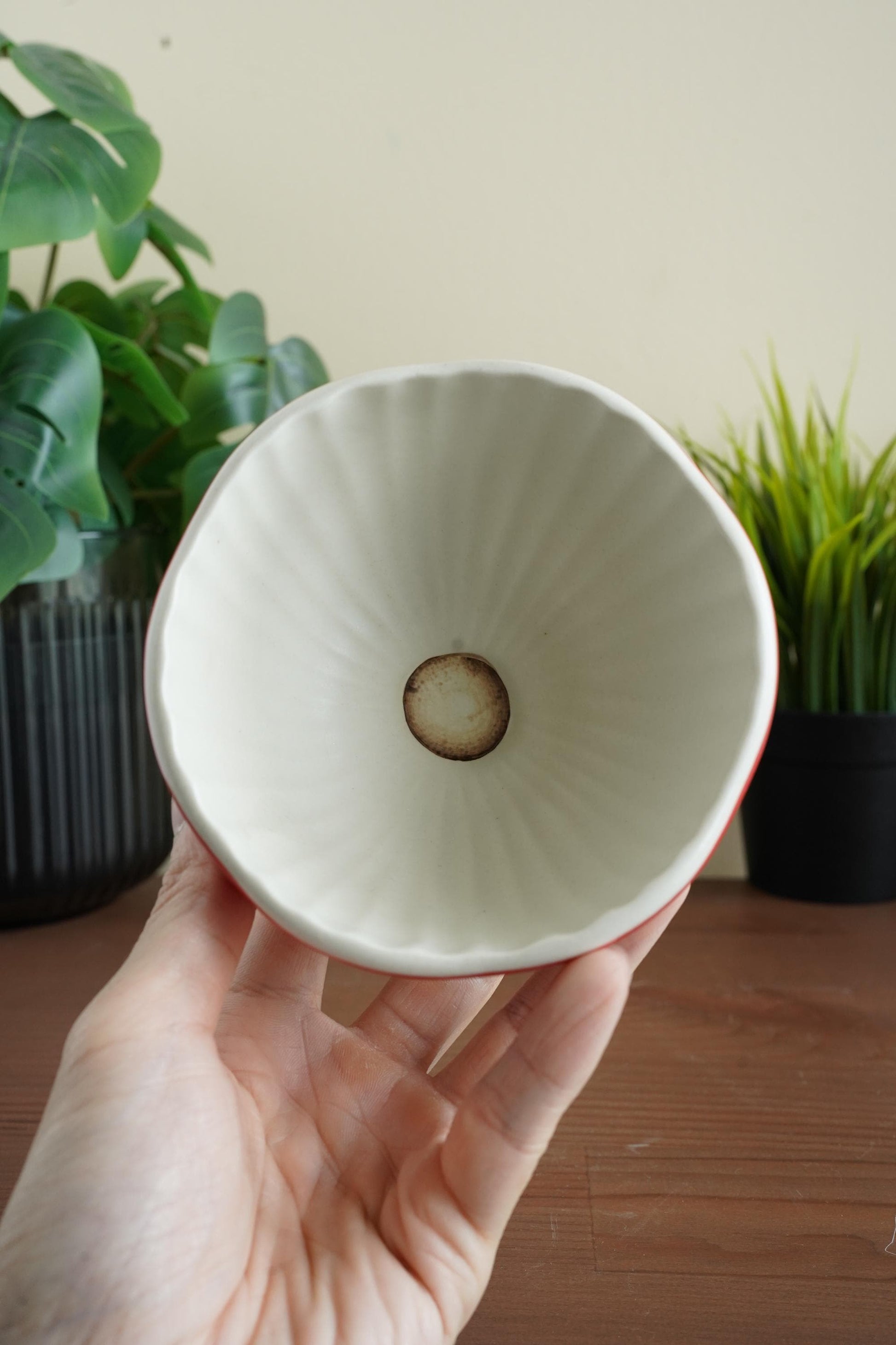 Mushroom Ceramic Small Bowl — detail view | ORAORA HOME