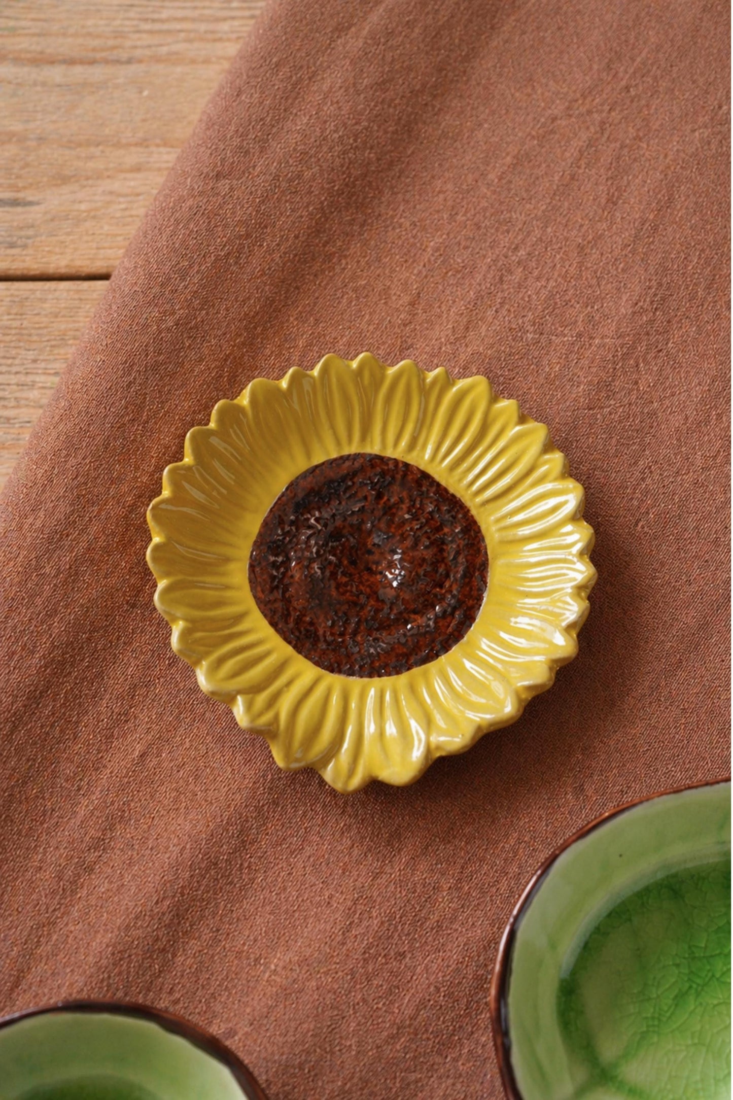 Sunflower Spoon Rest Set — 3-piece ceramic kitchen decor | ORAORA HOME