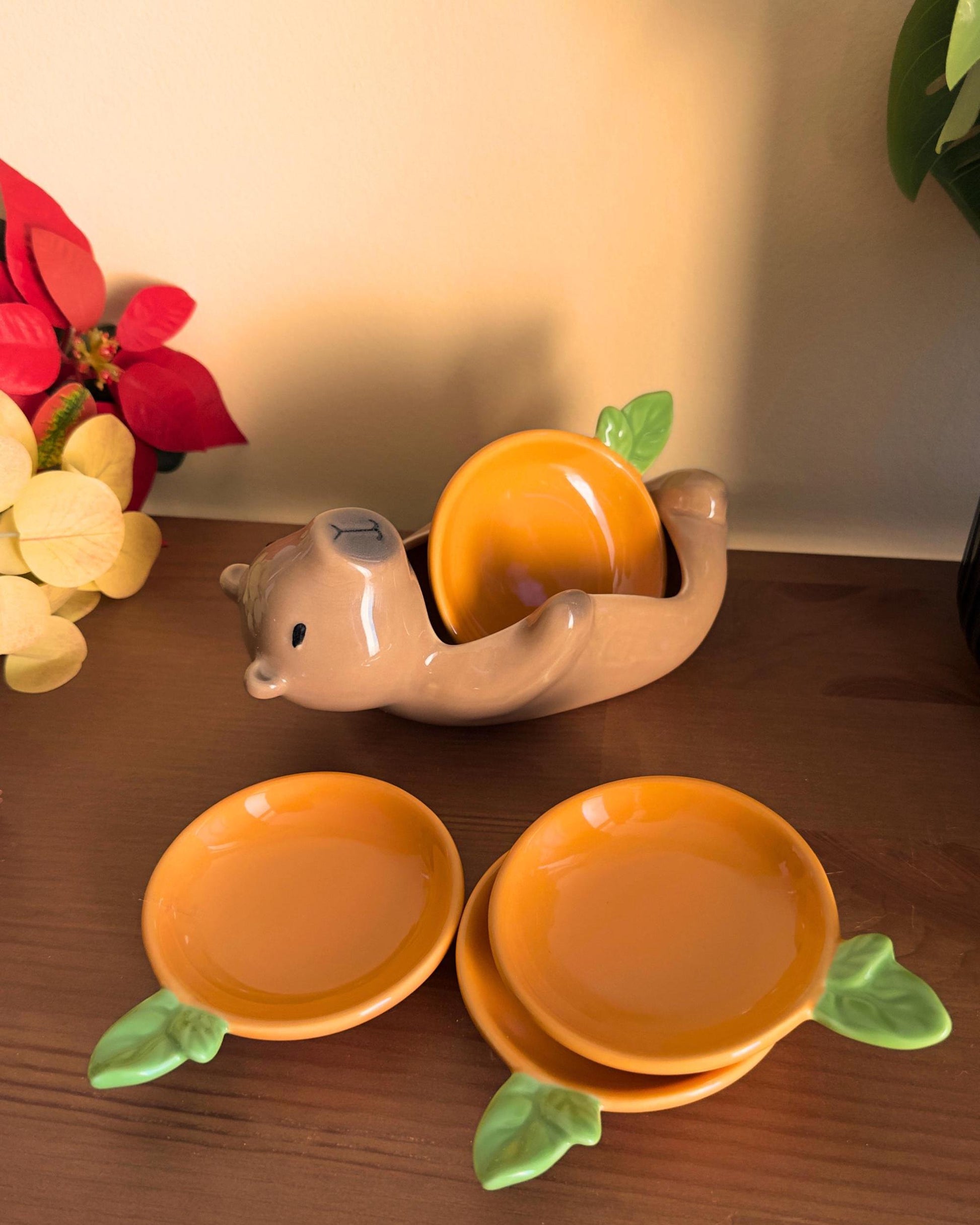Capybara ceramic sauce dish party food set