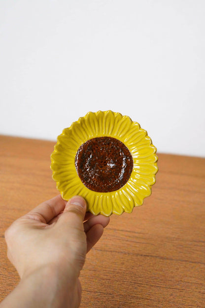 Sunflower Spoon Rest Set — food-safe ceramic | ORAORA HOME