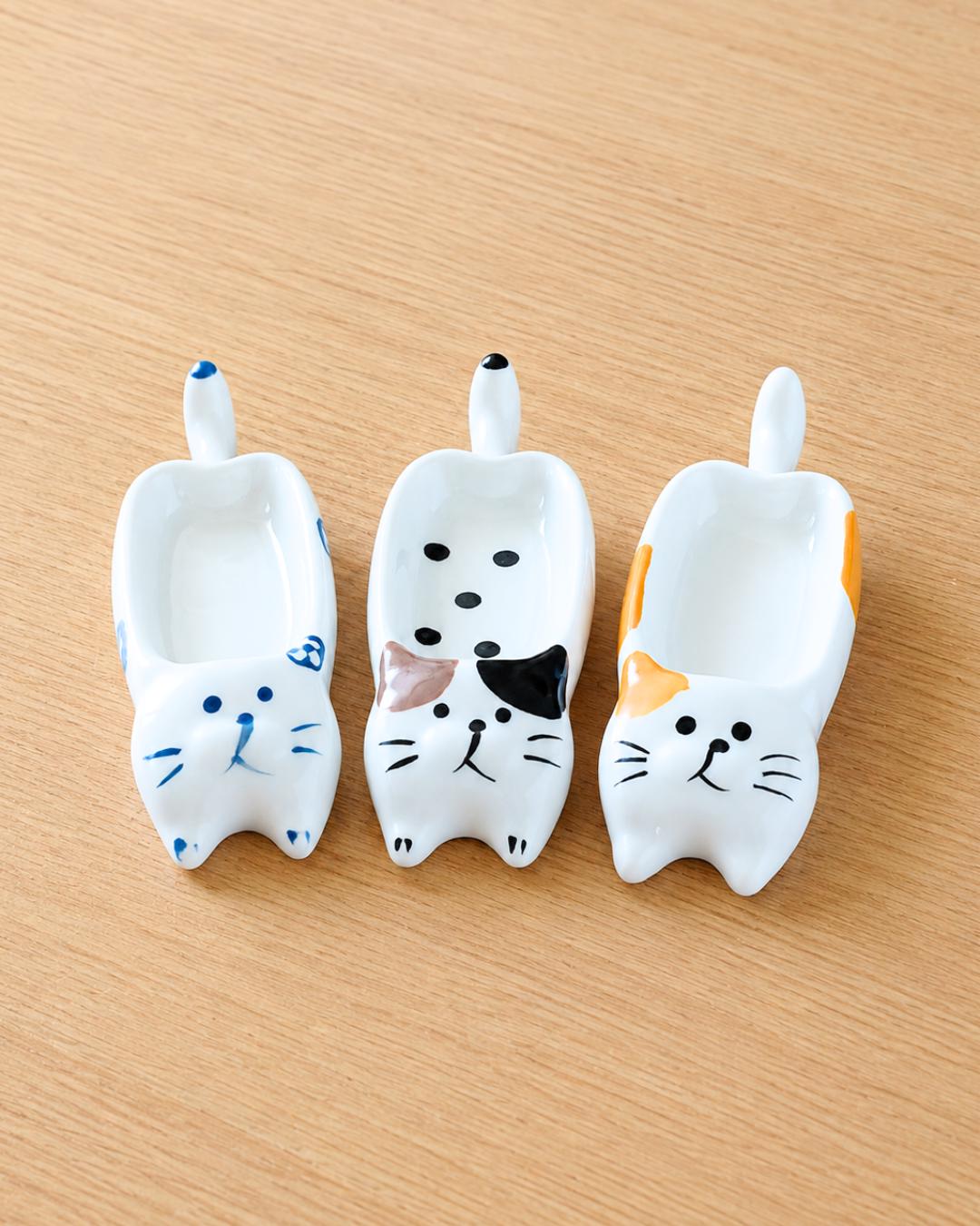 Cat Ceramic Dipping Dish — detail view | ORAORA HOME
