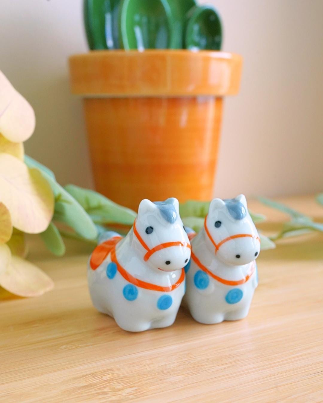 Horse Ceramic Chopstick Rest | ORAORA HOME