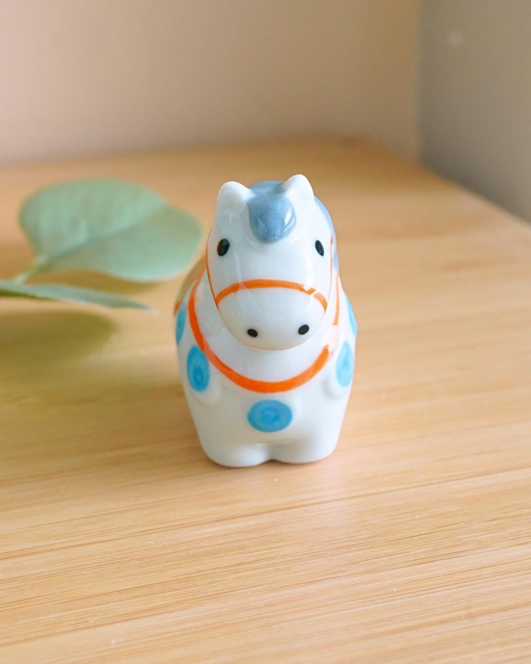 Horse Ceramic Chopstick Rest — lifestyle photo | ORAORA HOME